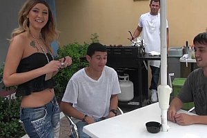 欧美激情xxxxx片在线播放器 Porn